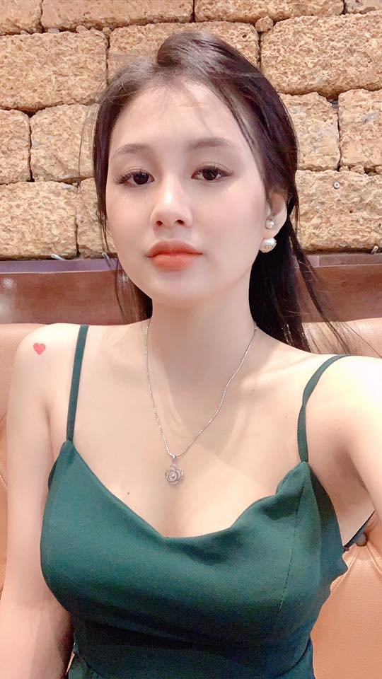 Mai Kim Hot girl